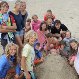 Hockeykamp op het strand